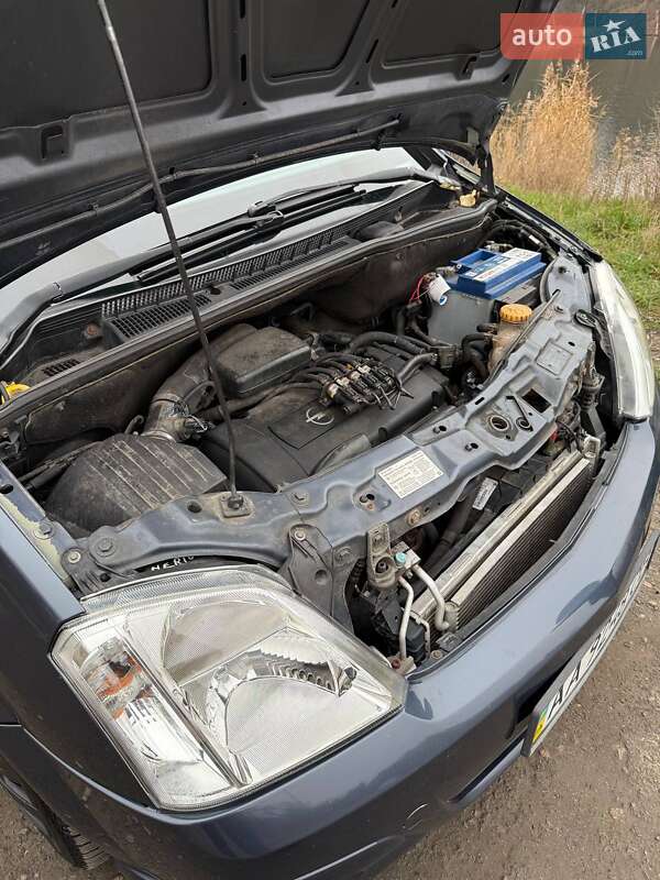Микровэн Opel Meriva 2007 в Киеве