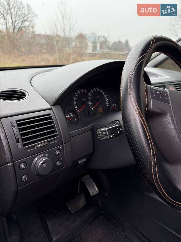 Микровэн Opel Meriva 2007 в Киеве