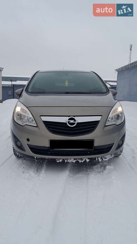 Opel Meriva 2010