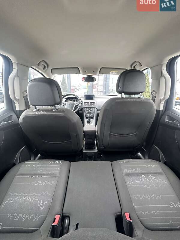 Микровэн Opel Meriva 2014 в Белогородке