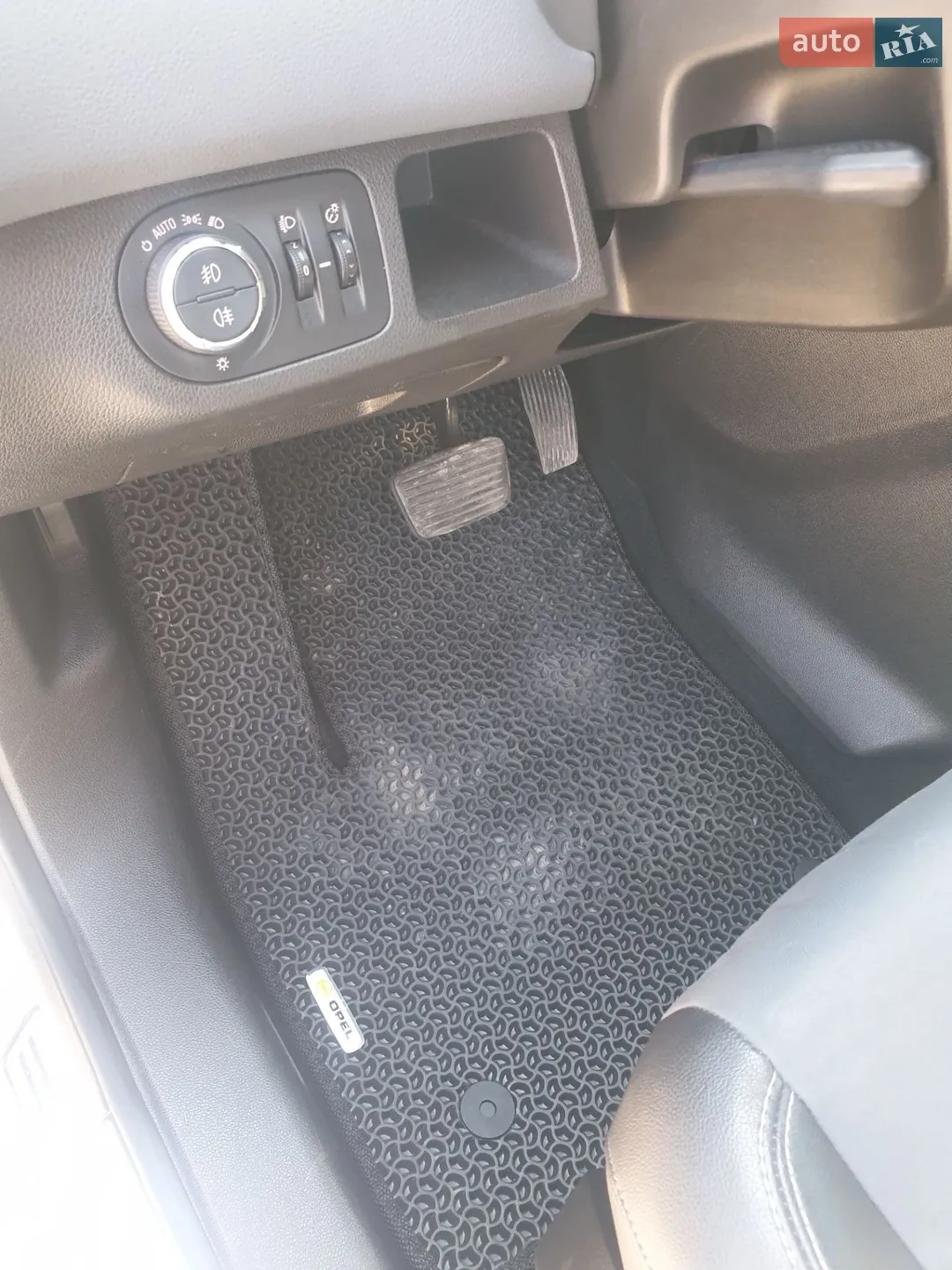 2010 Opel Meriva - мініатюра 10