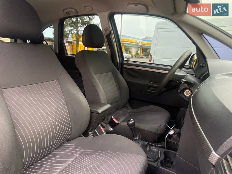 Микровэн Opel Meriva 2006 в Ровно