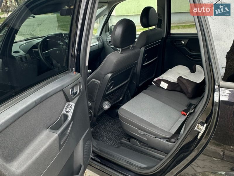 Микровэн Opel Meriva 2009 в Новояворовске