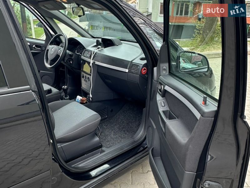 Микровэн Opel Meriva 2009 в Новояворовске