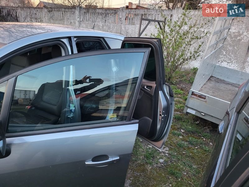 Микровэн Opel Meriva 2011 в Виннице