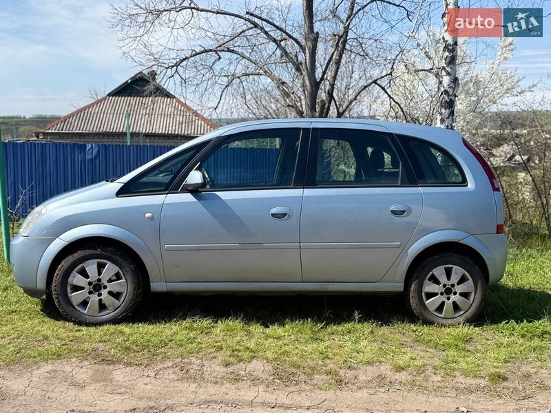 Opel Meriva 2004