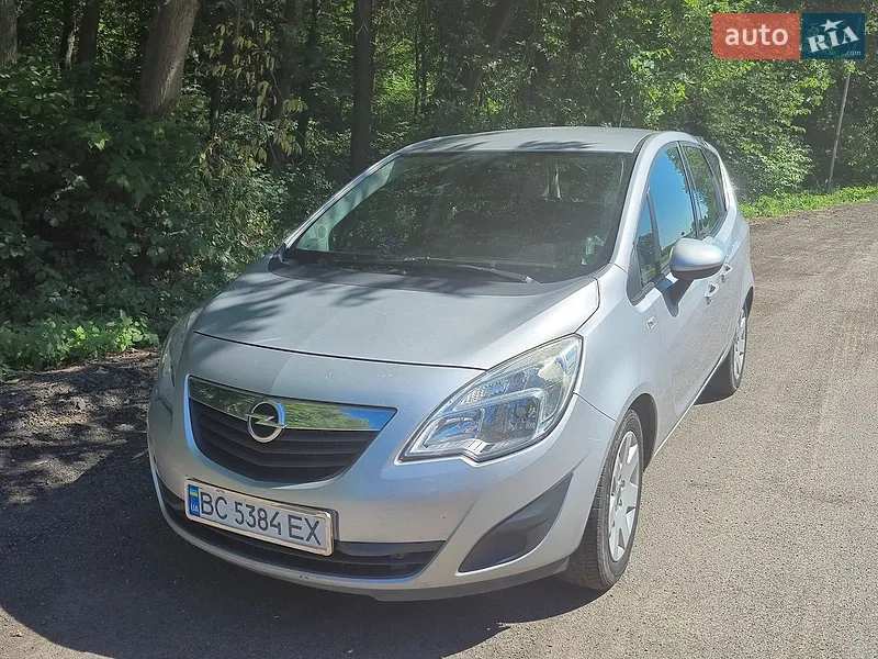 Opel Meriva 2011