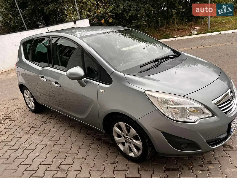 Opel Meriva 2011