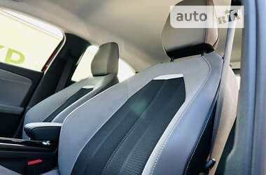 Внедорожник / Кроссовер Opel Mokka-e 2021 в 