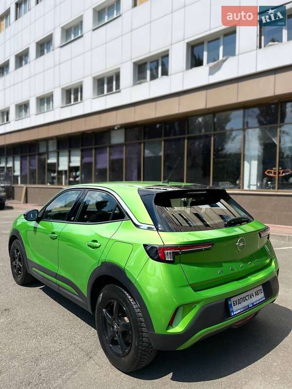 Позашляховик / Кросовер Opel Mokka-e 2021 в Києві