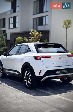 Внедорожник / Кроссовер Opel Mokka-e 2021 в 