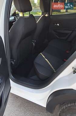 Позашляховик / Кросовер Opel Mokka-e 2021 в 
