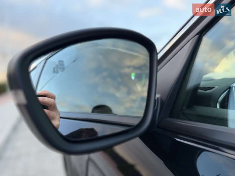 Внедорожник / Кроссовер Opel Mokka-e 2021 в Львове