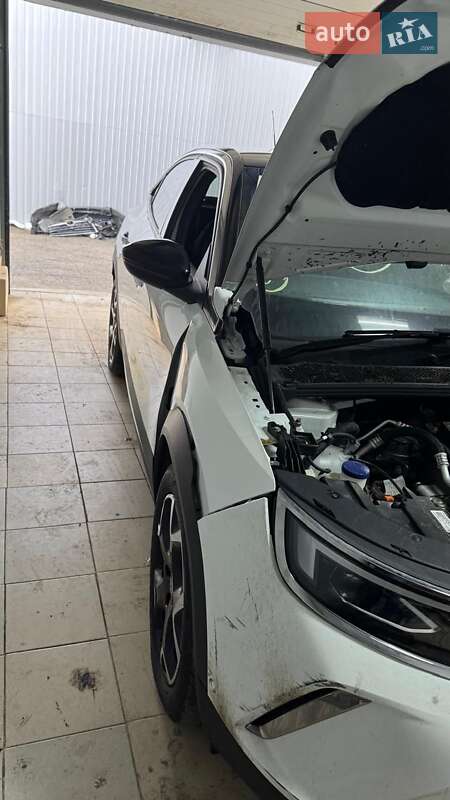 Внедорожник / Кроссовер Opel Mokka-e 2023 в Харькове фото 21 Внедорожник / Кроссовер Opel Mokka-e 2023 в Харькове