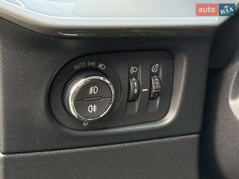 Позашляховик / Кросовер Opel Mokka-e 2022 в Тернополі