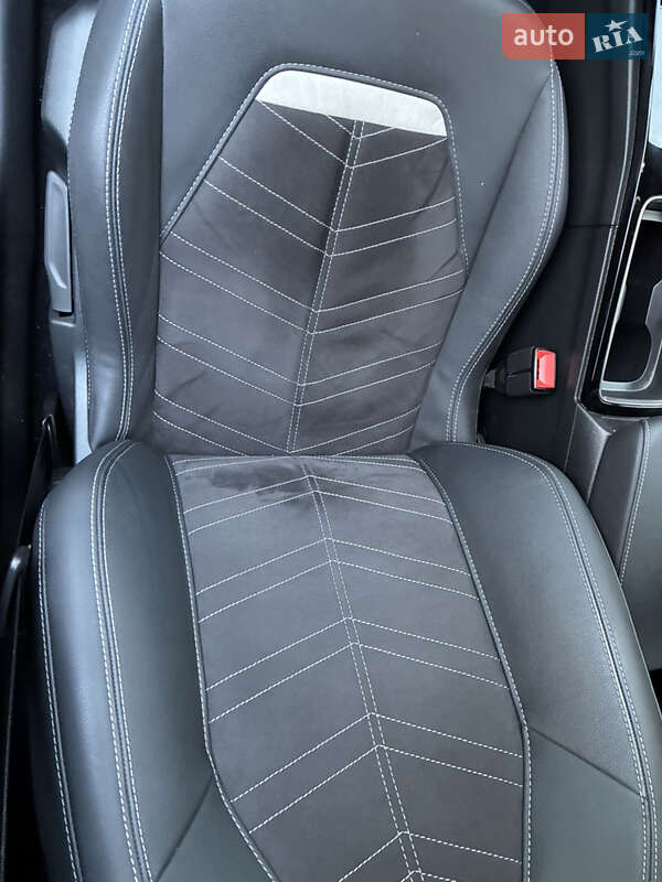 Позашляховик / Кросовер Opel Mokka-e 2023 в Києві