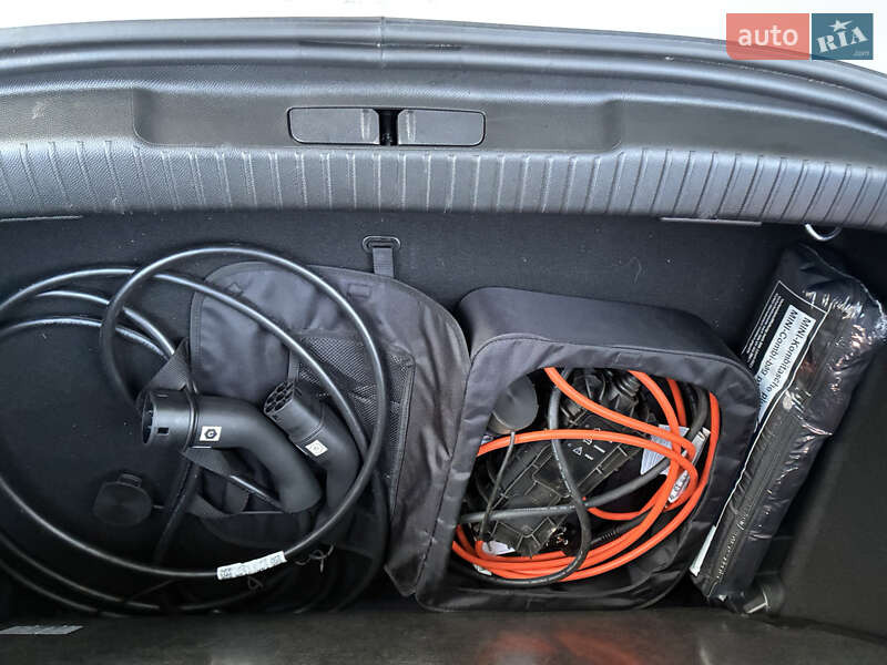 Позашляховик / Кросовер Opel Mokka-e 2023 в Києві