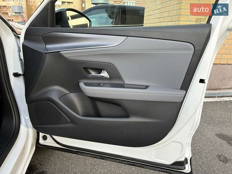 Внедорожник / Кроссовер Opel Mokka-e 2023 в Киеве фото 48 Внедорожник / Кроссовер Opel Mokka-e 2023 в Киеве