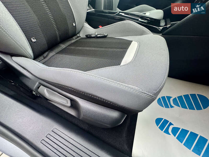 Позашляховик / Кросовер Opel Mokka-e 2023 в Луцьку