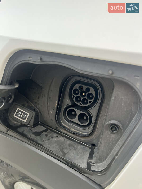 Позашляховик / Кросовер Opel Mokka-e 2022 в Мукачевому