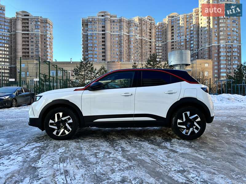 Внедорожник / Кроссовер Opel Mokka-e 2023 в Киеве