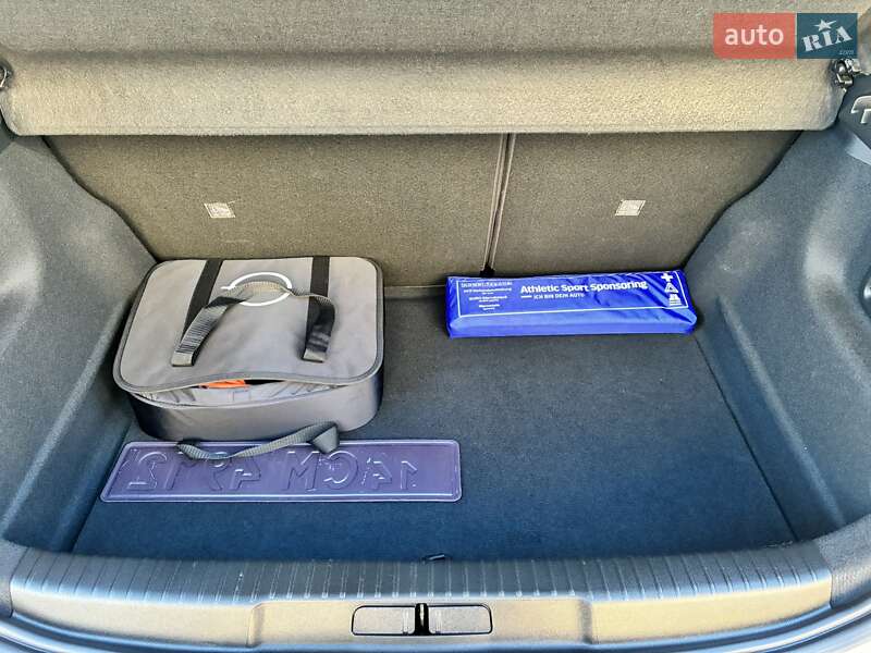 Внедорожник / Кроссовер Opel Mokka-e 2023 в Киеве