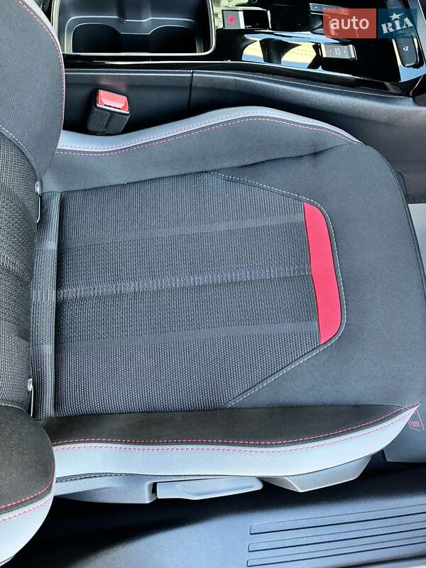 Внедорожник / Кроссовер Opel Mokka-e 2023 в Киеве