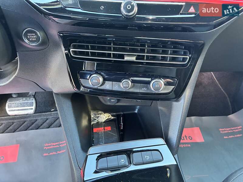 Внедорожник / Кроссовер Opel Mokka-e 2023 в Киеве