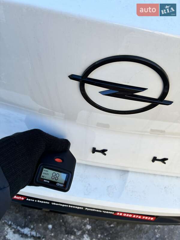 Внедорожник / Кроссовер Opel Mokka-e 2023 в Киеве