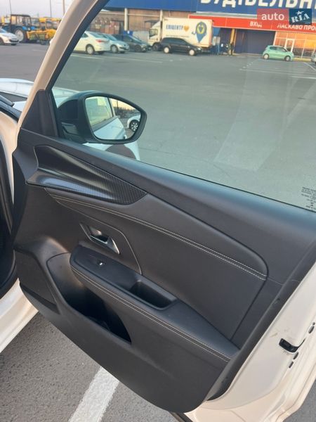 Внедорожник / Кроссовер Opel Mokka-e 2022 в Луцке