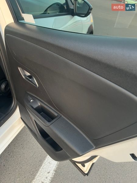 Внедорожник / Кроссовер Opel Mokka-e 2022 в Луцке