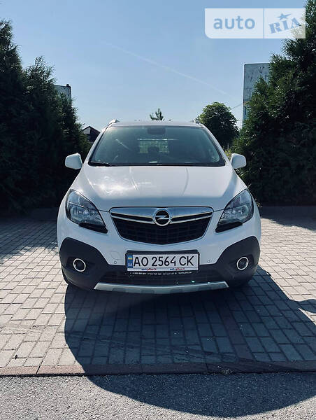 Хэтчбек Opel Mokka 2016 в Тячеве