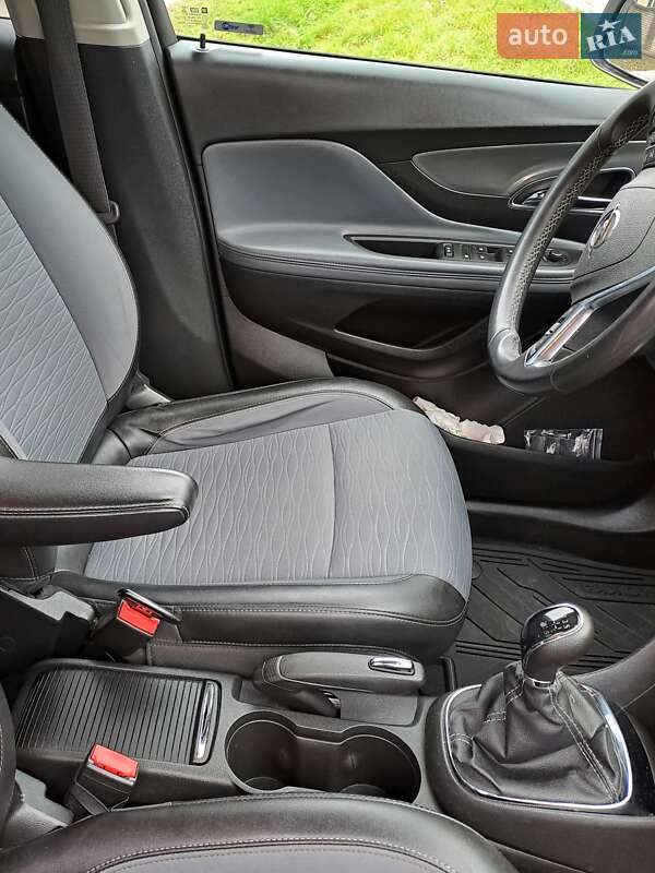 Внедорожник / Кроссовер Opel Mokka 2016 в Черновцах