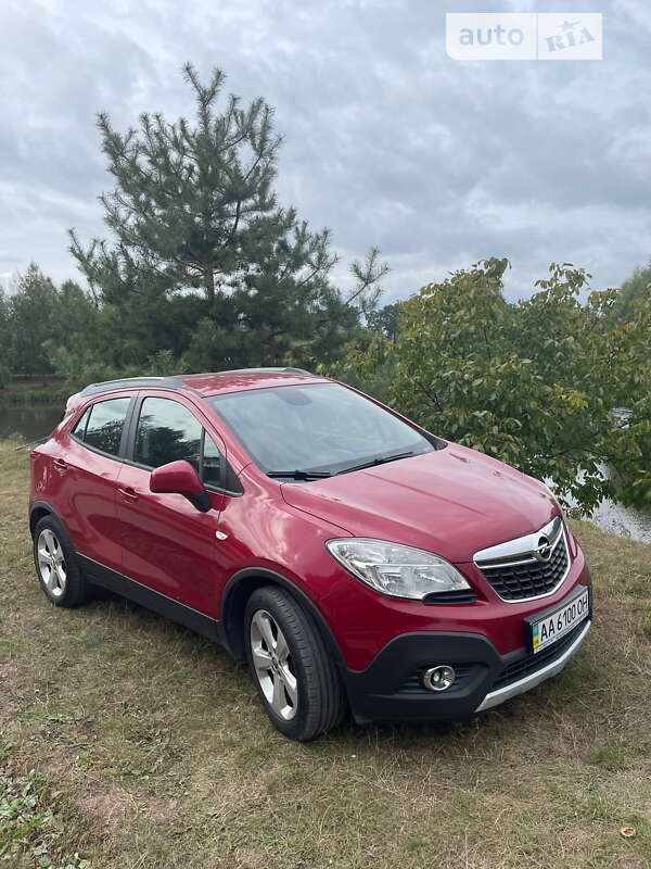 Позашляховик / Кросовер Opel Mokka 2014 в Києві