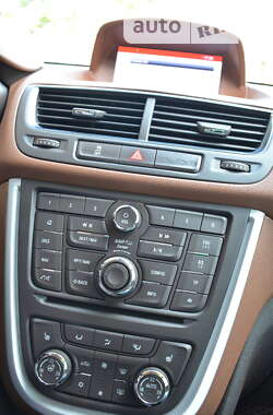 Позашляховик / Кросовер Opel Mokka 2014 в Львові