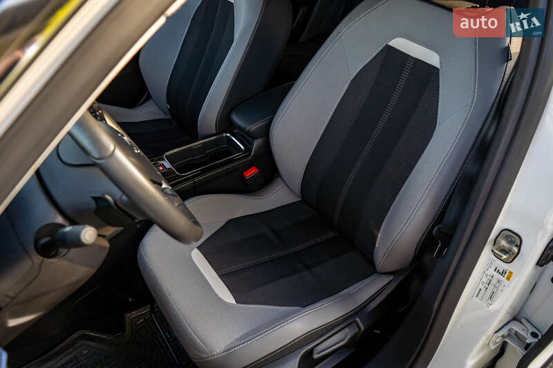 Внедорожник / Кроссовер Opel Mokka 2021 в Киеве
