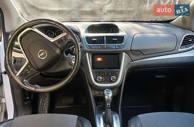 Внедорожник / Кроссовер Opel Mokka 2014 в 
