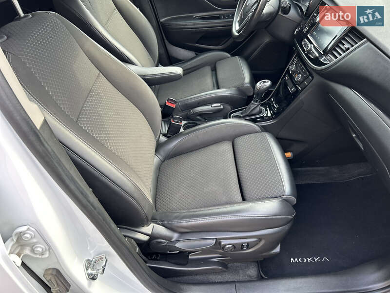 Внедорожник / Кроссовер Opel Mokka 2017 в Переяславе