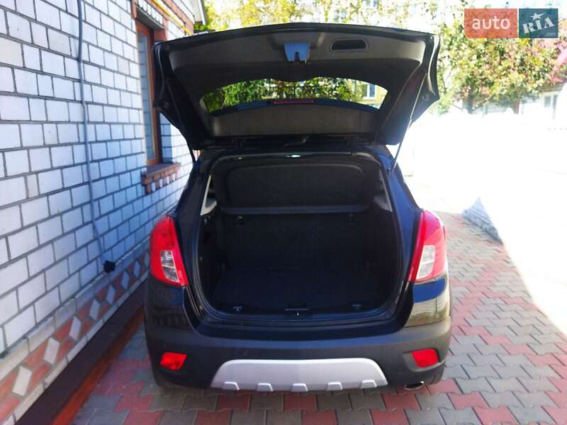 Позашляховик / Кросовер Opel Mokka 2014 в Звягелі