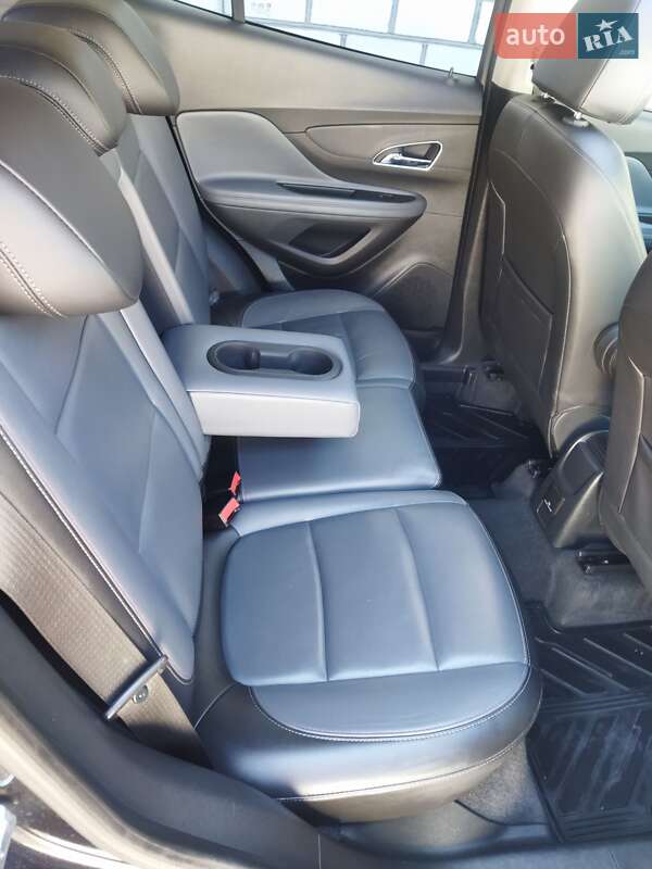 Позашляховик / Кросовер Opel Mokka 2014 в Звягелі