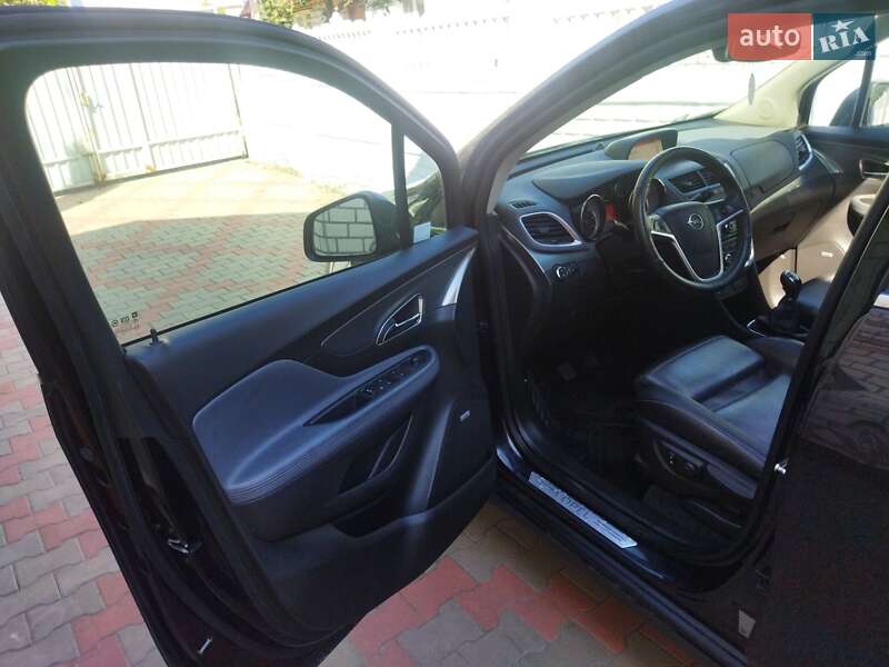 Позашляховик / Кросовер Opel Mokka 2014 в Звягелі