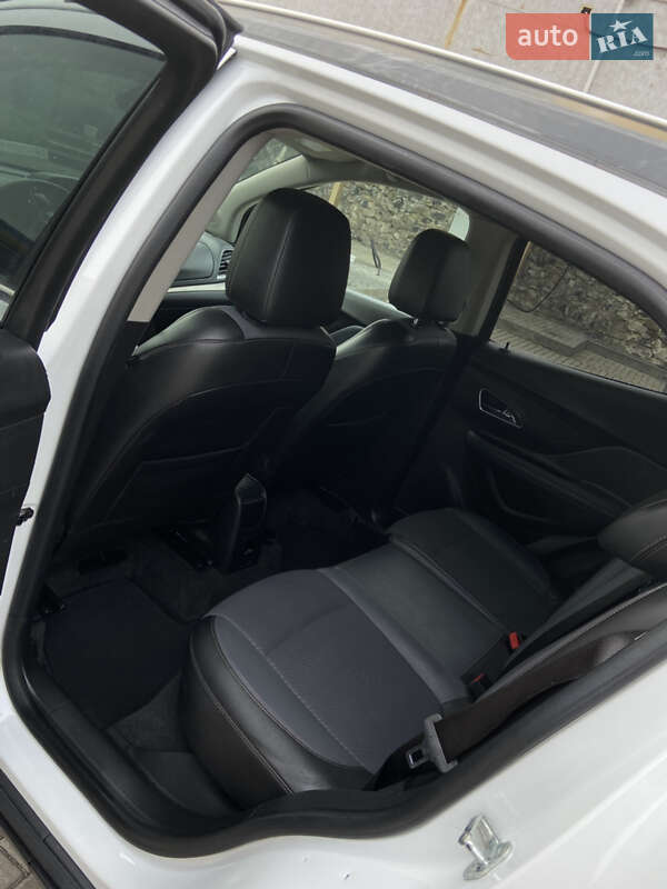 Позашляховик / Кросовер Opel Mokka 2014 в Рівному