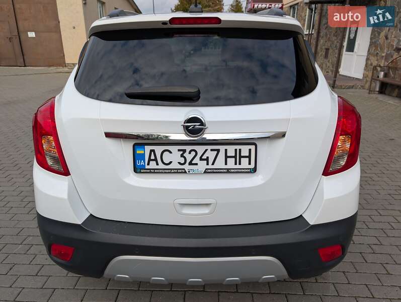 Внедорожник / Кроссовер Opel Mokka 2015 в Владимире
