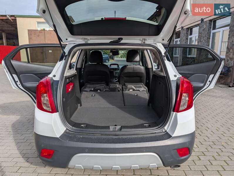 Внедорожник / Кроссовер Opel Mokka 2015 в Владимире