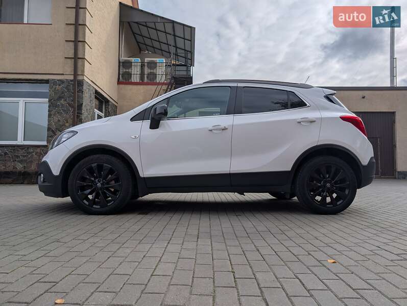 Внедорожник / Кроссовер Opel Mokka 2015 в Владимире