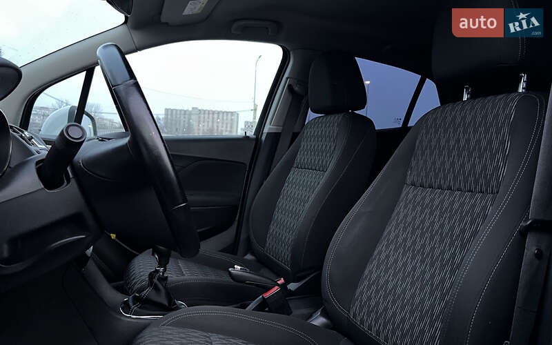 Позашляховик / Кросовер Opel Mokka 2016 в Львові