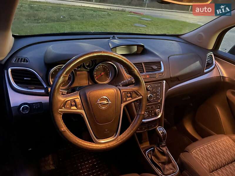 Внедорожник / Кроссовер Opel Mokka 2013 в Тернополе