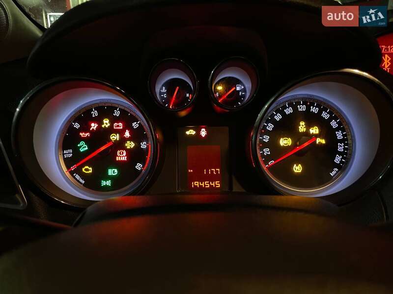 Внедорожник / Кроссовер Opel Mokka 2013 в Тернополе