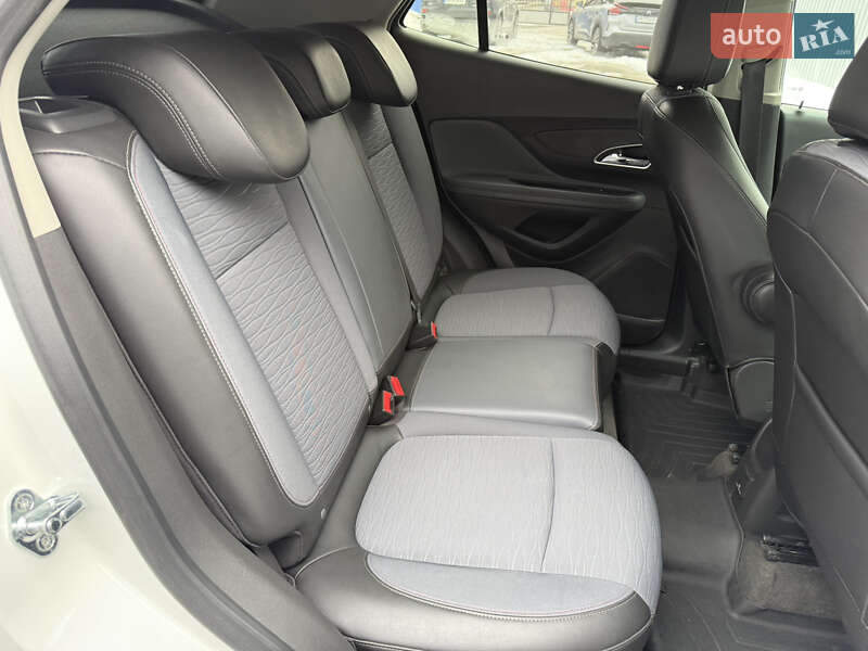 Внедорожник / Кроссовер Opel Mokka 2016 в Виннице