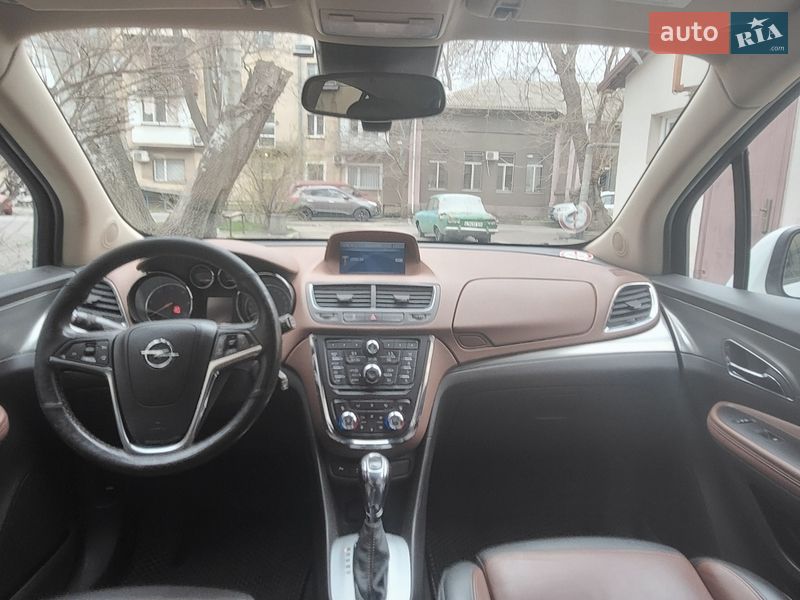 Позашляховик / Кросовер Opel Mokka 2013 в Одесі